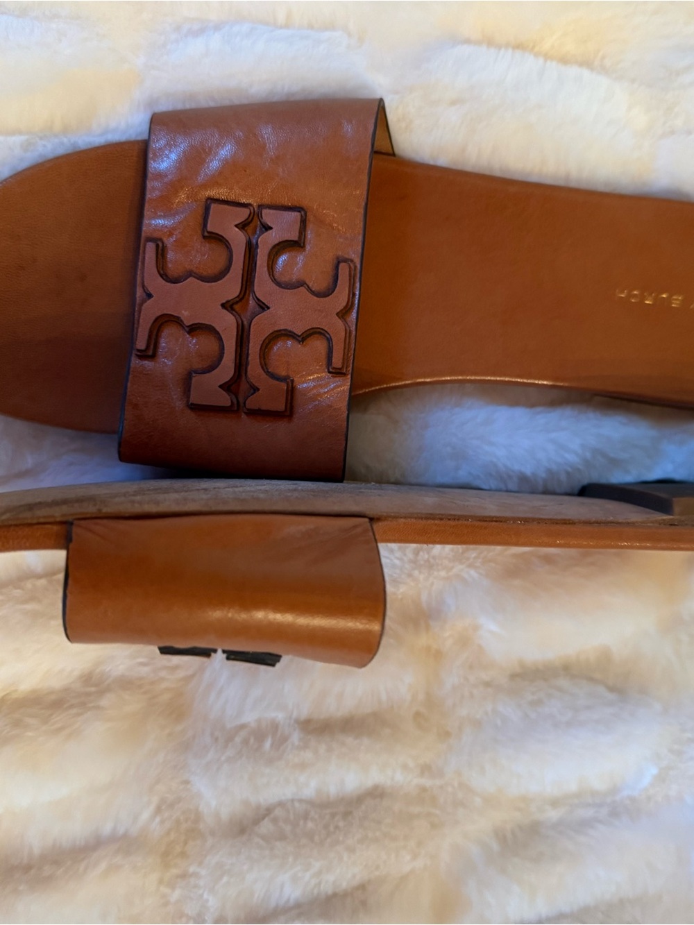 Tory Burch Tan Leather Slide Mules with Logo Cutout - Picture 4 of 15